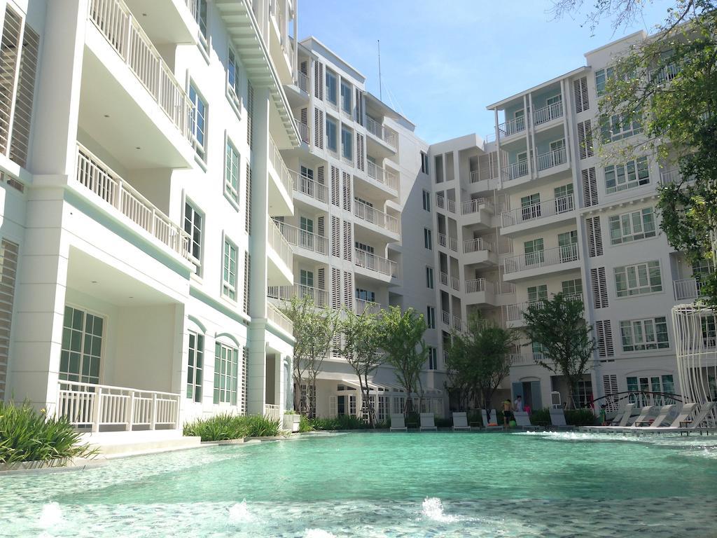 Summer Hua Hin By Sirirat Buitenkant foto