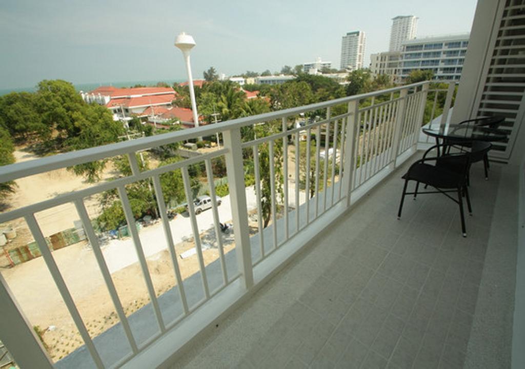 Summer Hua Hin By Sirirat Kamer foto